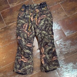 Billabong Green and Brown Cargo Pants for Outdoor Adventures